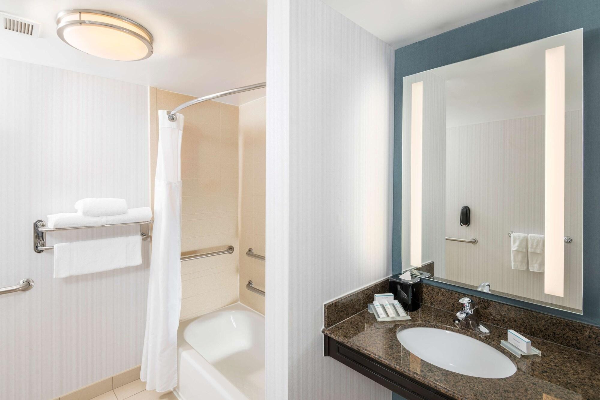 Hilton Garden Inn Silver Spring White Oak Εξωτερικό φωτογραφία