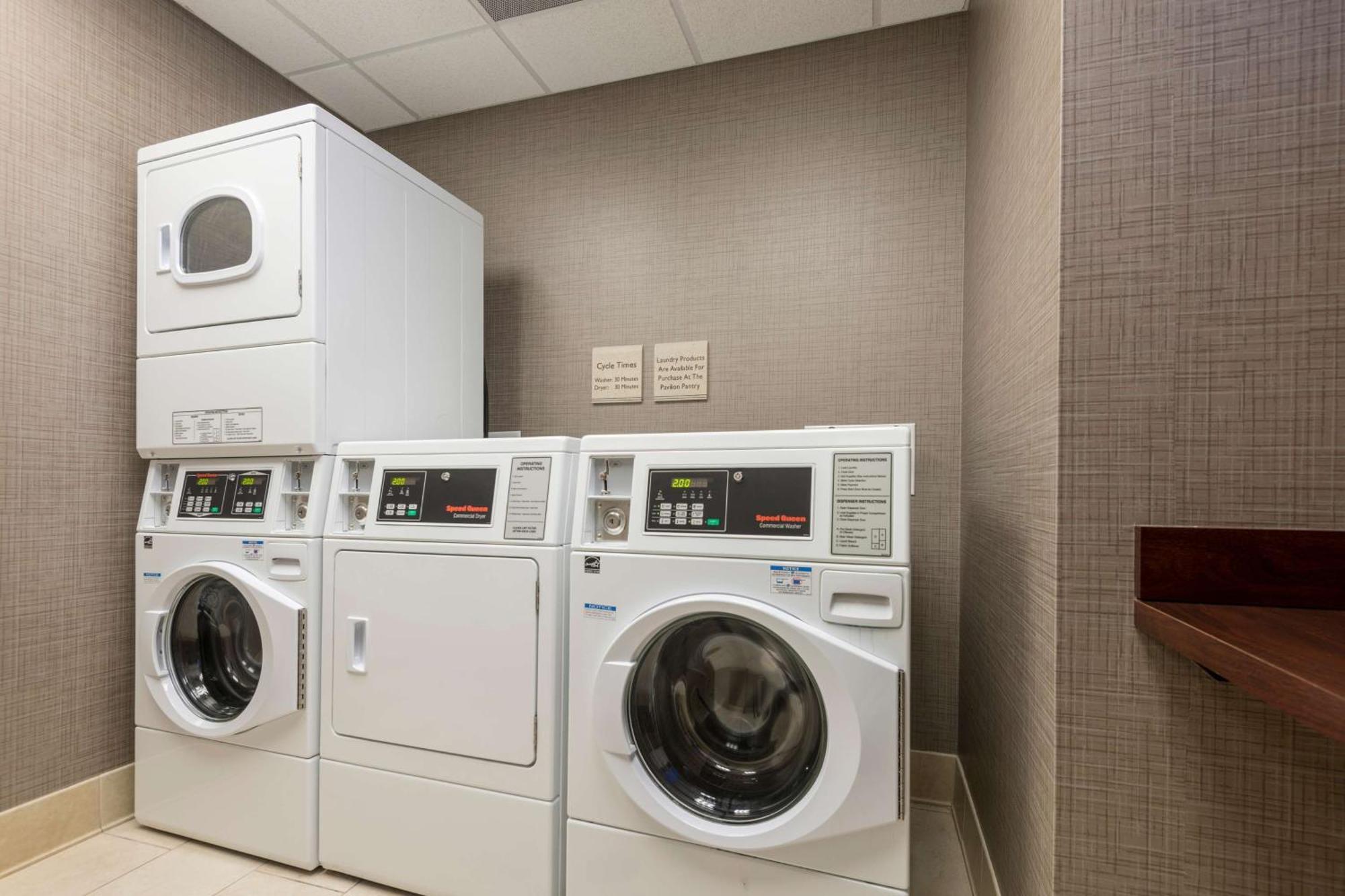 Hilton Garden Inn Silver Spring White Oak Εξωτερικό φωτογραφία