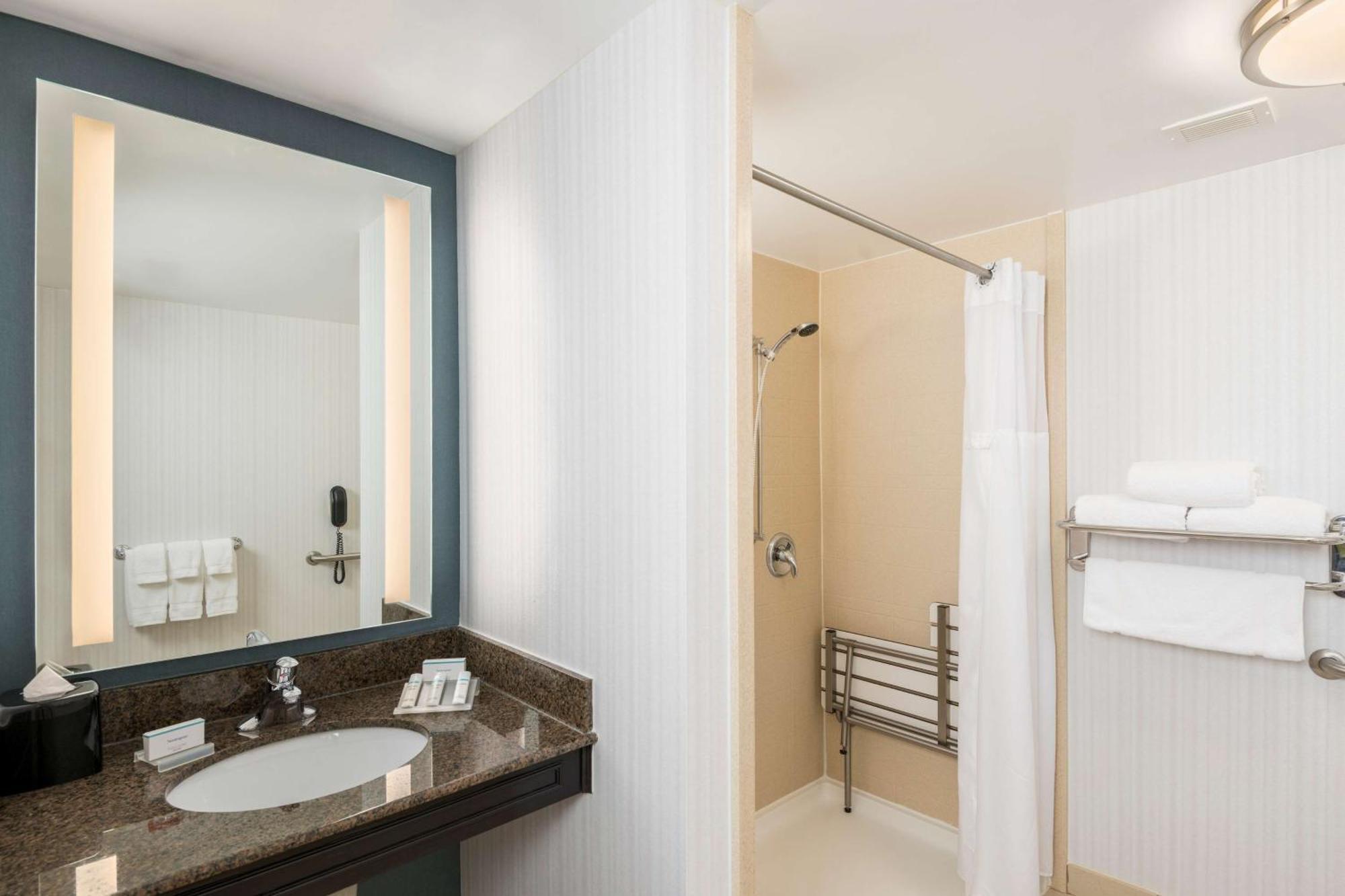 Hilton Garden Inn Silver Spring White Oak Εξωτερικό φωτογραφία