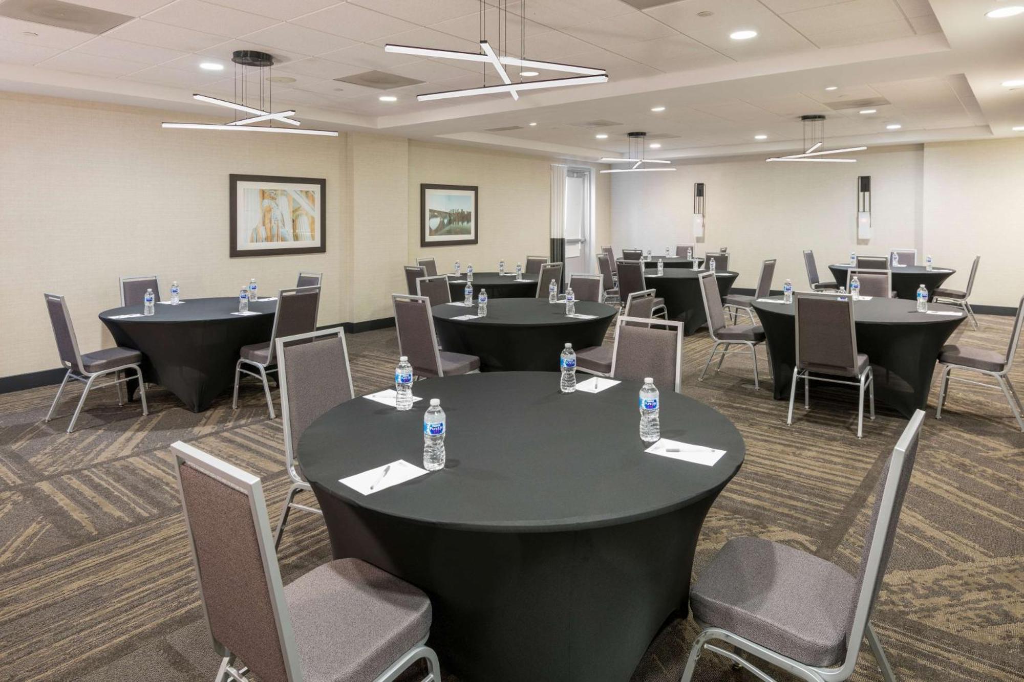 Hilton Garden Inn Silver Spring White Oak Εξωτερικό φωτογραφία